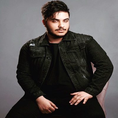 دانلود آهنگ جدید آرون افشار خیالی نیست