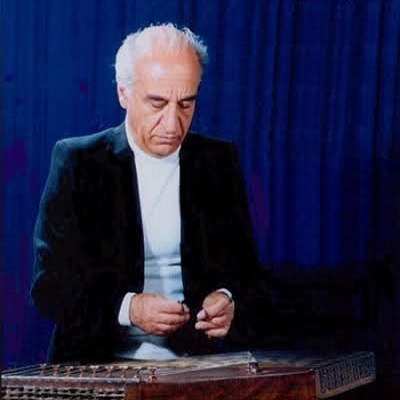 فرامرز پایور , ۱۸آذر ماه سالروز درگذشت استاد برجسته سنتور فرامرز پایور است .