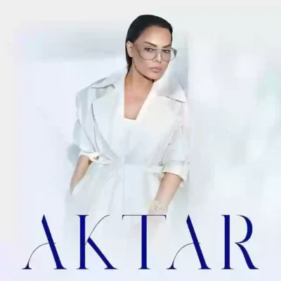 Aktar از ابرو گوندش