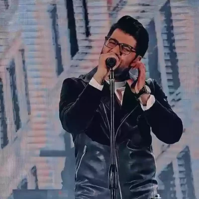 کنارم باش از حامد همایون